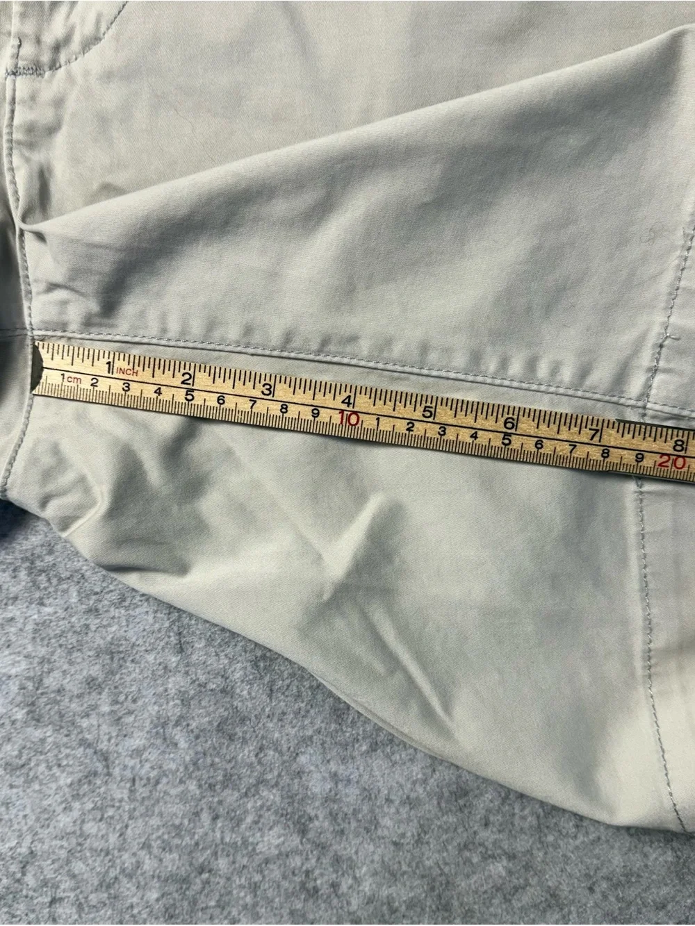 AG Adriano Goldschmied Cream Flat-Front Wanderer Chino Shorts — Size 36